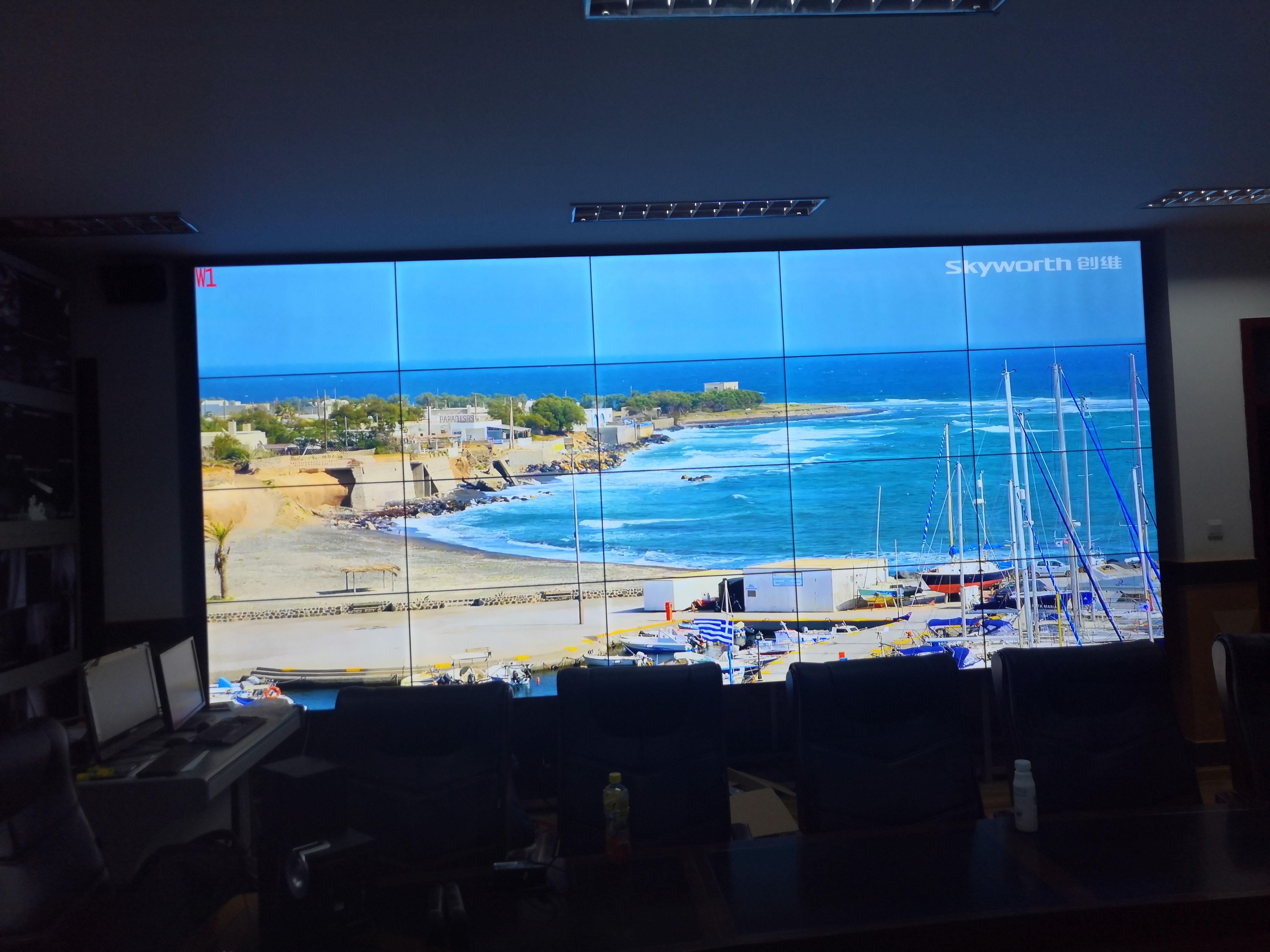 “LED屏的'像素戰爭':從P2.5到P0.9，我們真的需要嗎?